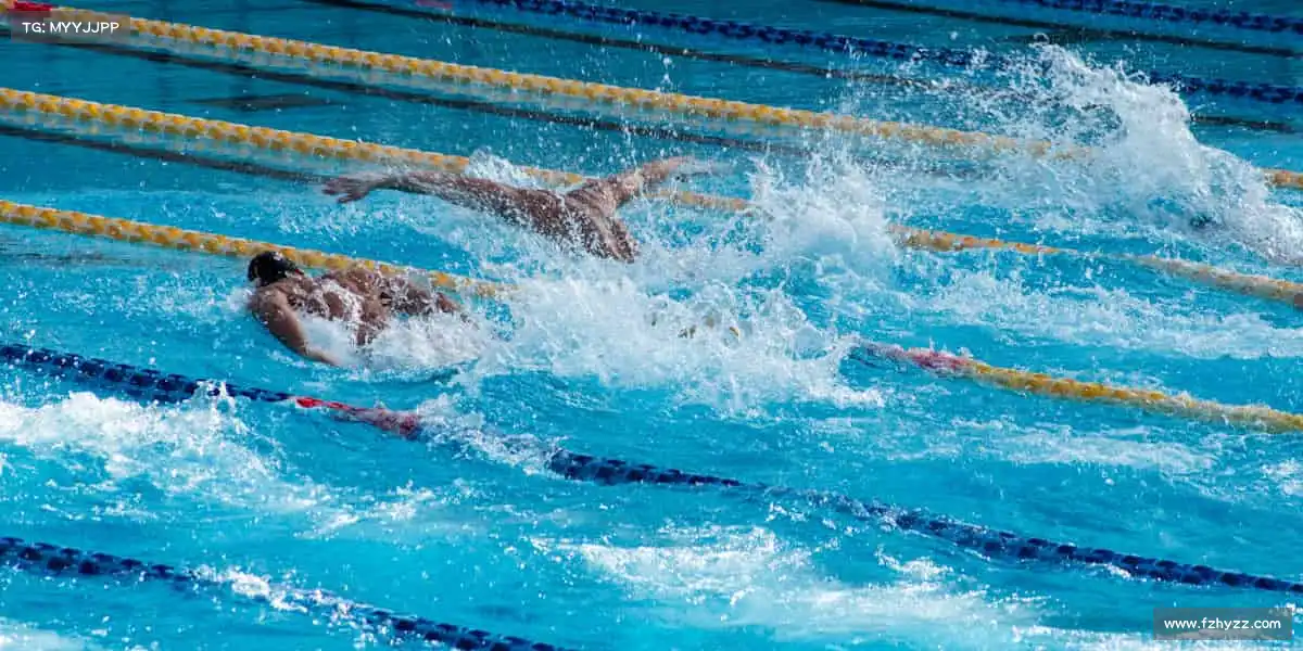 k1体育app——🤽高台跳水，入水无痕！